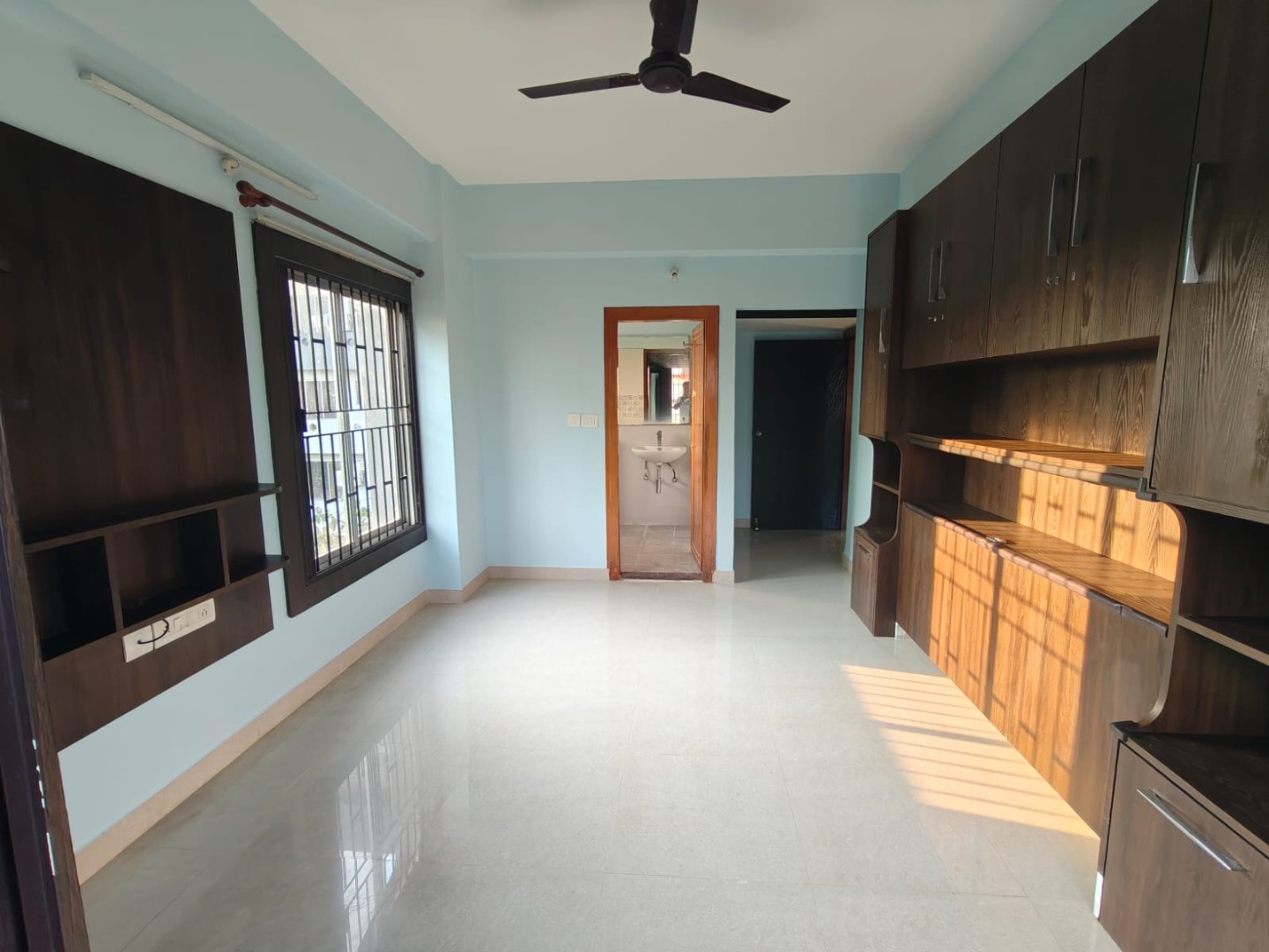 Semi Furnished 3bhk in Sixmile Flyover, Jaya Nagar, Six Mile, Guwahati, Assam, India for Rent